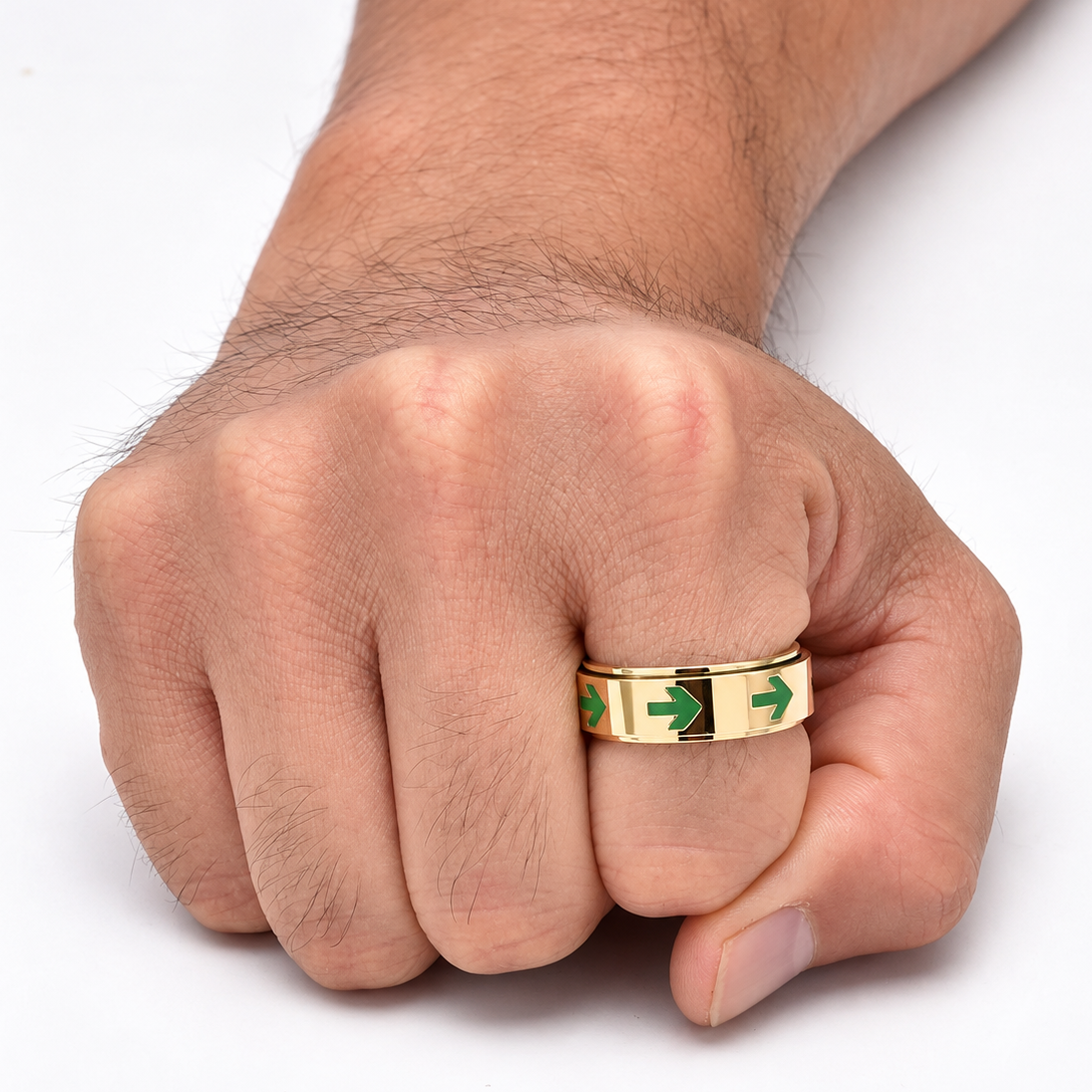 Bague anti-stress anneau tournant Flèche, anneau tournant orné de flèches vertes émaillées, portée au doigt
