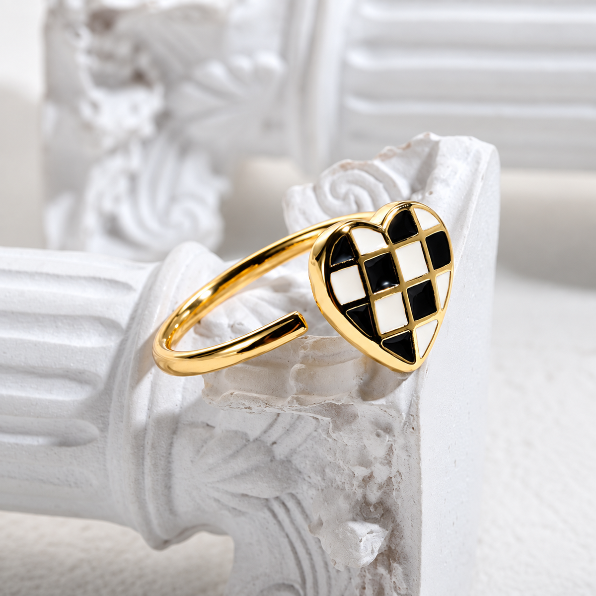 Bague anti-stress rotative Cœur Astral, cœur en damier noir et blanc nacré