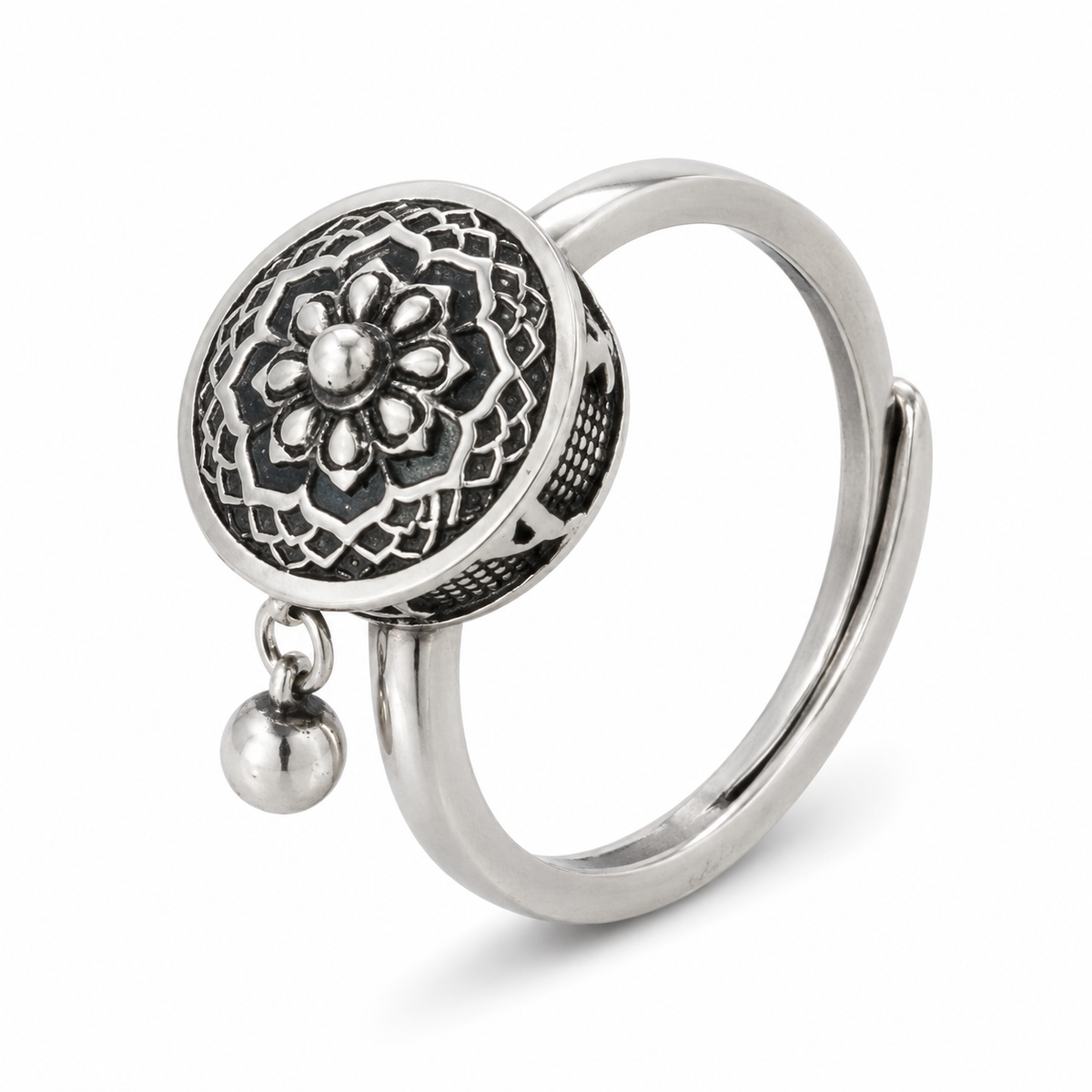 Bague anti-stress rotative Lotus Sacré, cylindre en argent vieilli ciselé d’un lotus, pampille perlée
