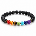 Bracelet 7 Chakras Volcanique, perles de pierre de lave noire et perles des sept chakras