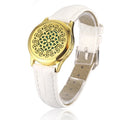 Bracelet diffuseur huile essentielle cuir blanc Voxa, médaillon rosace de volutes et d’étoiles sur bracelet en cuir blanc