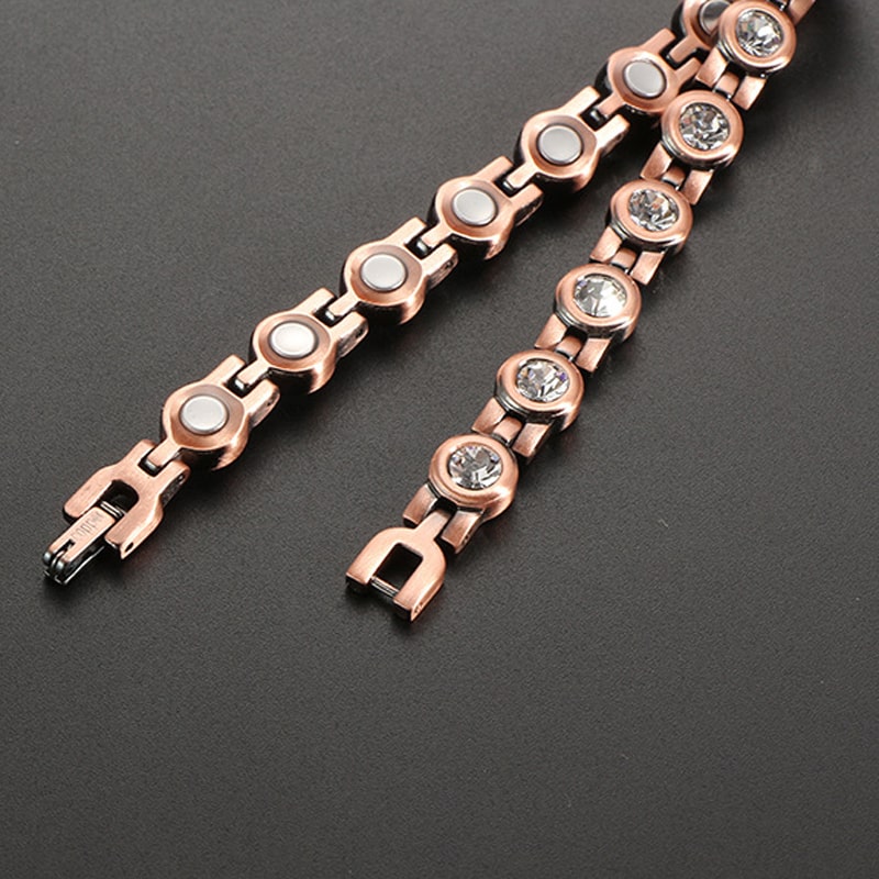 Bracelet magnétique Charms, maillons en cuivre alternant cristaux sertis et aimants